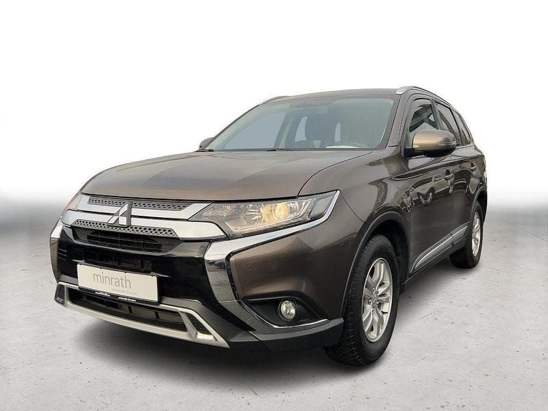 Gebraucht Mitsubishi Outlander Diamant Edition 150 PS (110 kW) 2019 Braun SUV
