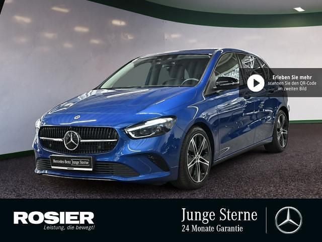 Blau / spektralblau Gebraucht 2023 Mercedes B220 Progressive Van / Kleinbus | 36.490 € (Fairer Preis) - Bild 1/4