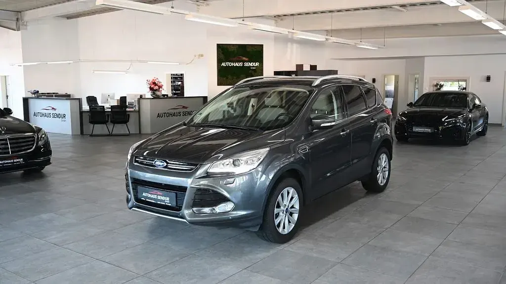 Gebraucht Ford Kuga Titanium 182 PS (133 kW) 2016 Magnetic SUV