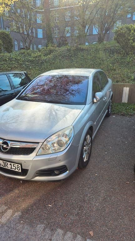 Gebraucht Opel Vectra 155 PS (114 kW) 2006 Silber Limousine