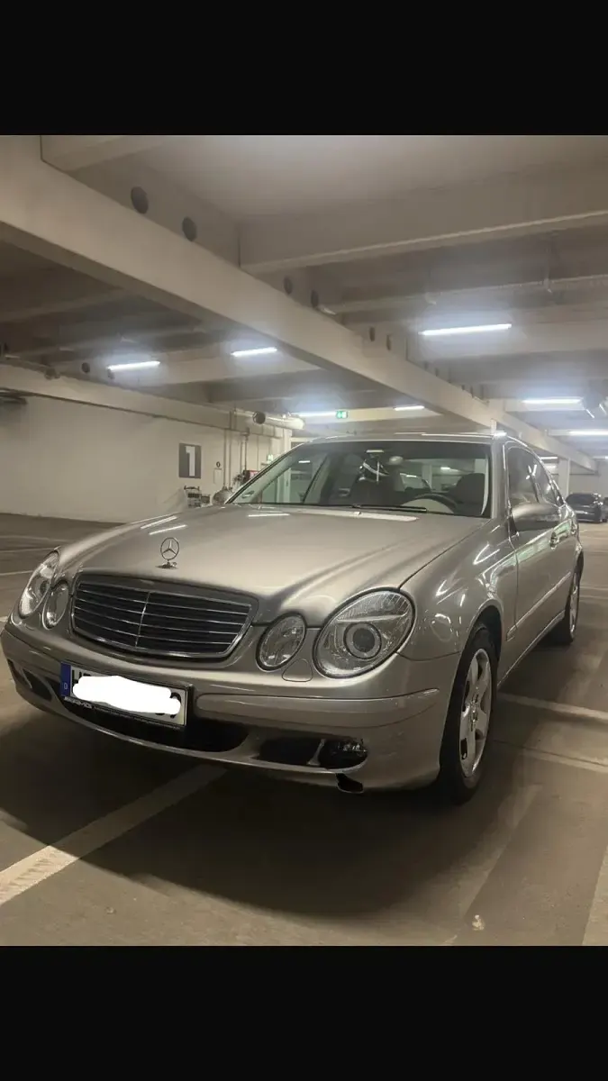 Gebraucht Mercedes E240 177 PS (130 kW) 2006 Silber Limousine