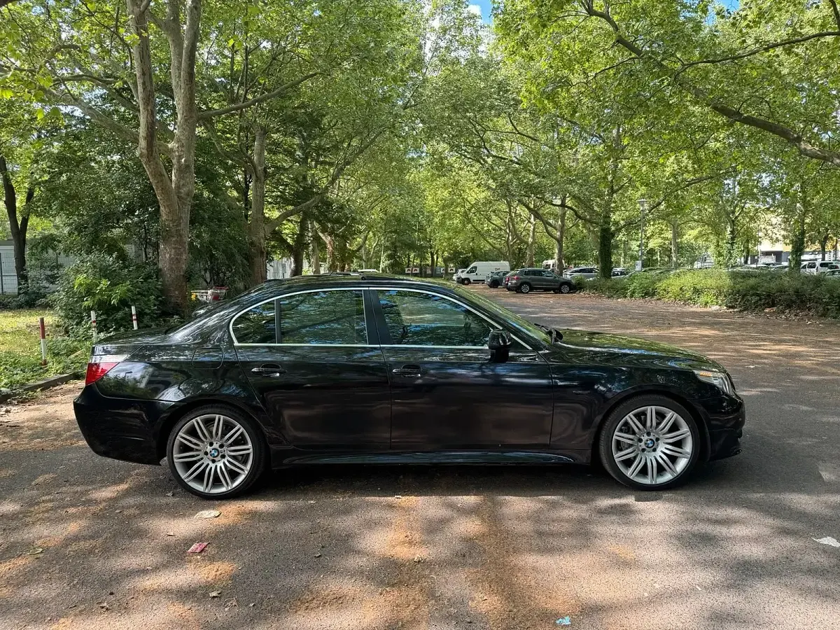 Gebraucht BMW 530 231 PS (169 kW) 2006 Schwarz Limousine