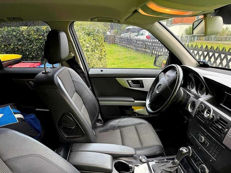 Gebraucht Mercedes GLK350 231 PS (169 kW) 2010 Schwarz SUV