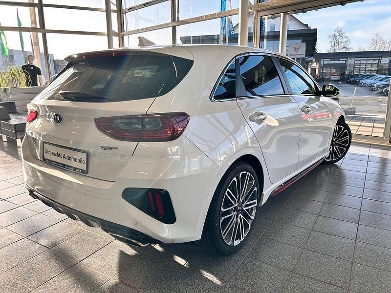 Gebraucht Kia Ceed GT GT 204 PS (150 kW) 2019 Weiß Limousine