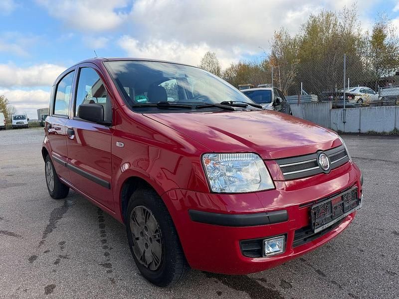 Rot Gebraucht 2007 Fiat Panda Dynamic Limousine | 2.980 € (Fairer Preis) - Bild 1/4
