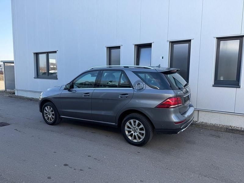 Gebraucht Mercedes GLE350 258 PS (189 kW) 2017 Grau SUV