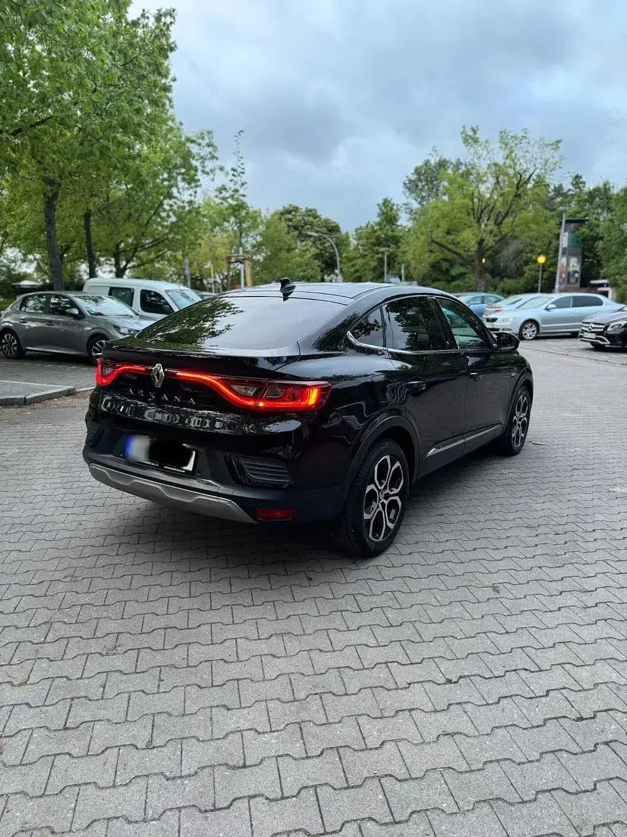 Gebraucht Renault Arkana Techno 140 PS (102 kW) 2023 Schwarz SUV