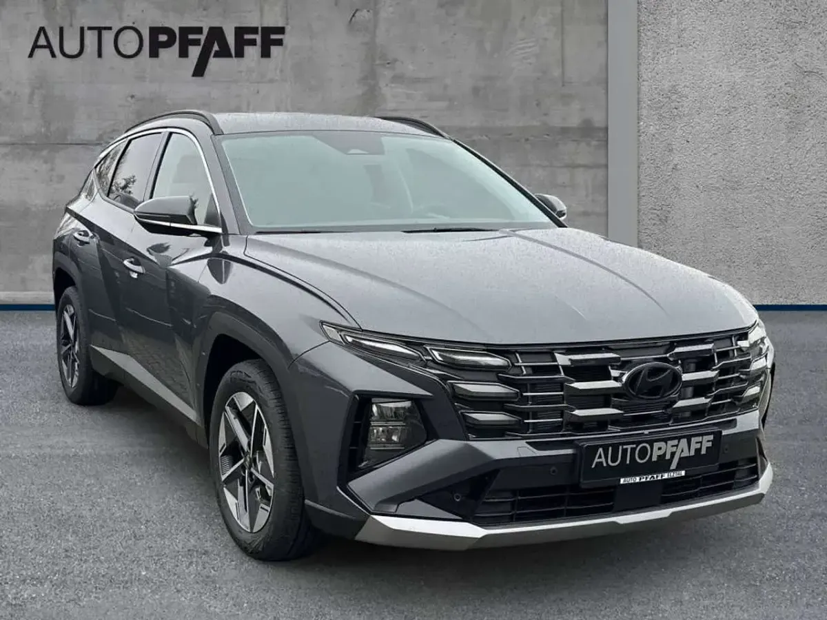 Neu Hyundai Tucson Trend 150 PS (110 kW) 2026 Ecotronic grey SUV