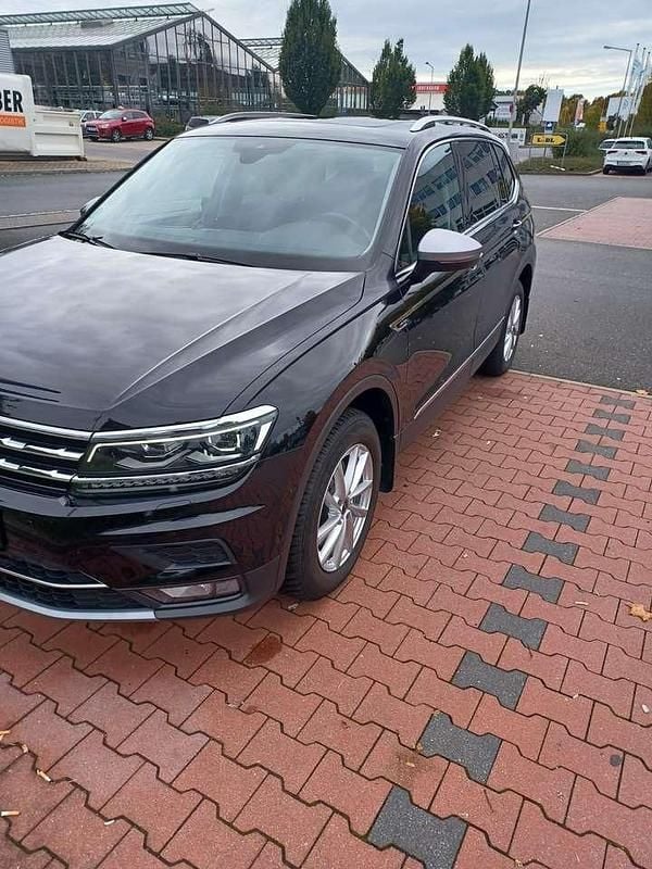 Gebraucht VW Tiguan Allspace Highline 239 PS (175 kW) 2018 Schwarz SUV