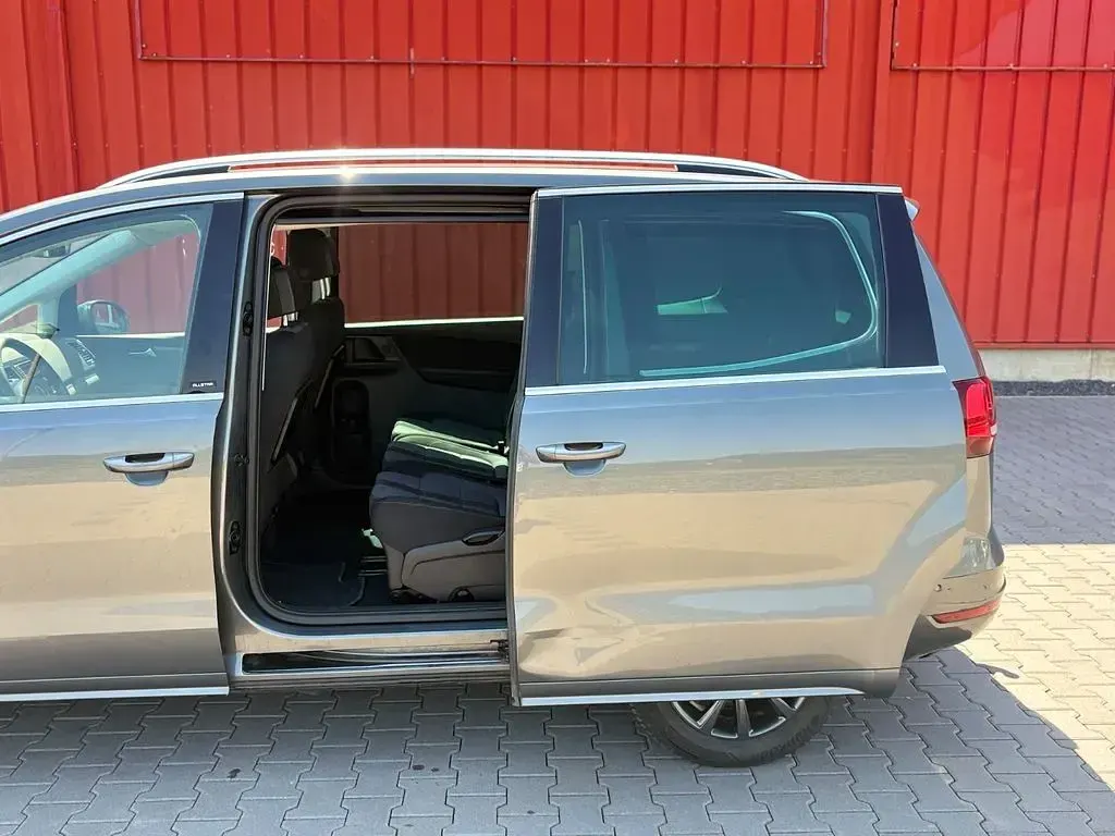 Gebraucht VW Sharan Allstar 184 PS (135 kW) 2016 Grau Van / Kleinbus