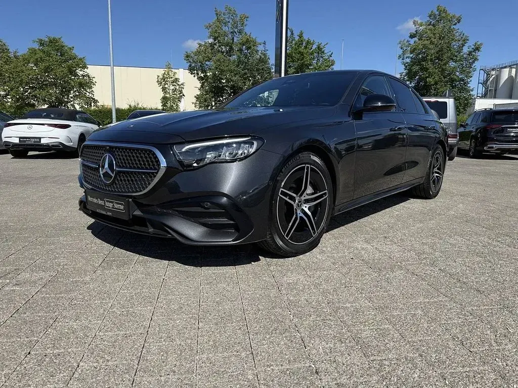 Gebraucht Mercedes E200 AMG 204 PS (150 kW) 2025 Andere Limousine