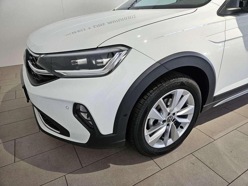 Gebraucht VW Taigo Move 150 PS (110 kW) 2024 Weiss SUV