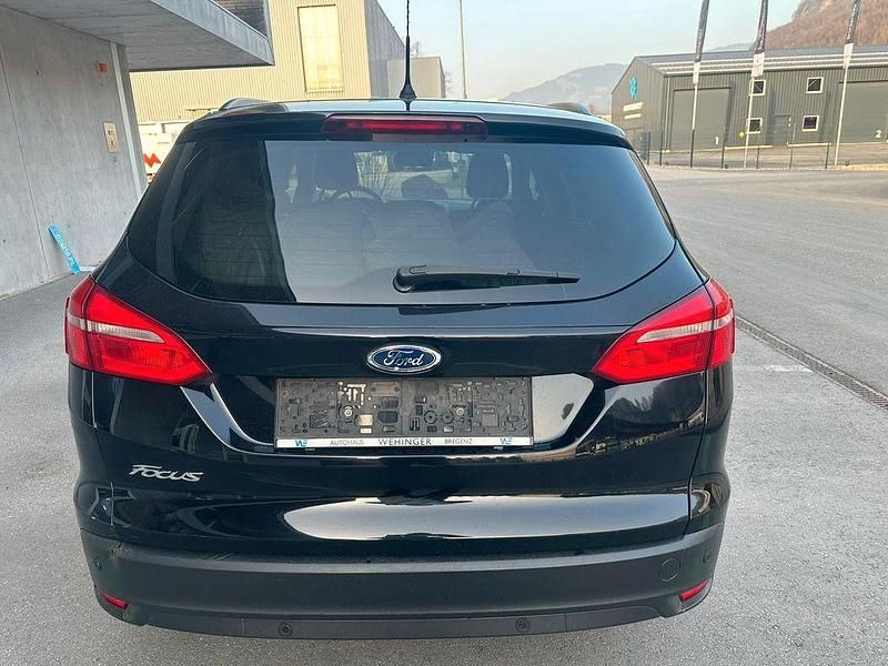 Gebraucht Ford Focus Business Edition 95 PS (69 kW) 2015 Schwarz Limousine