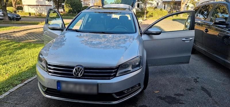 Silber Gebraucht 2010 VW Passat Kombi | 7.600 € - Bild 1/4