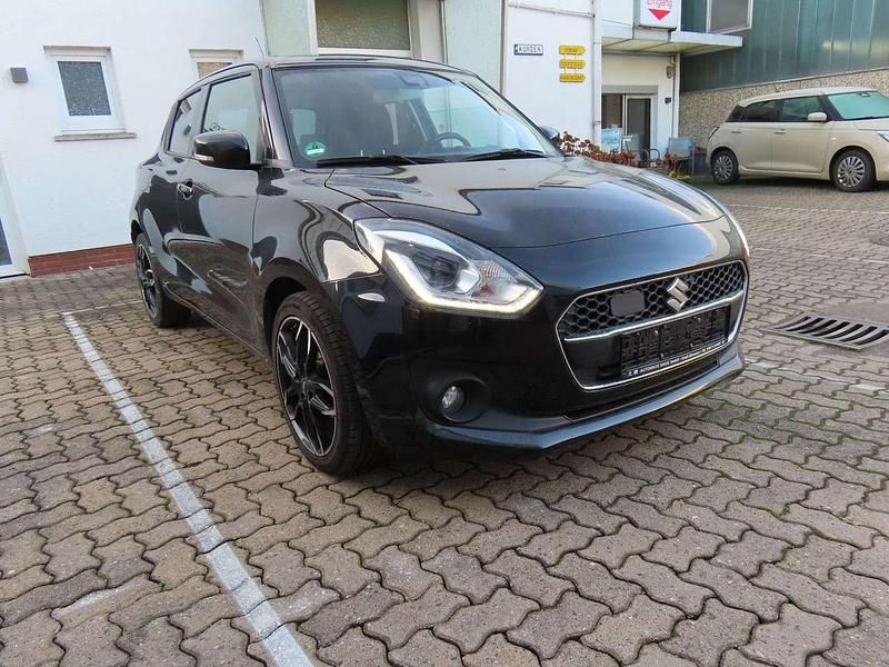 Gebraucht Suzuki Swift Comfort+ 111 PS (81 kW) 2019 Schwarz Kleinwagen