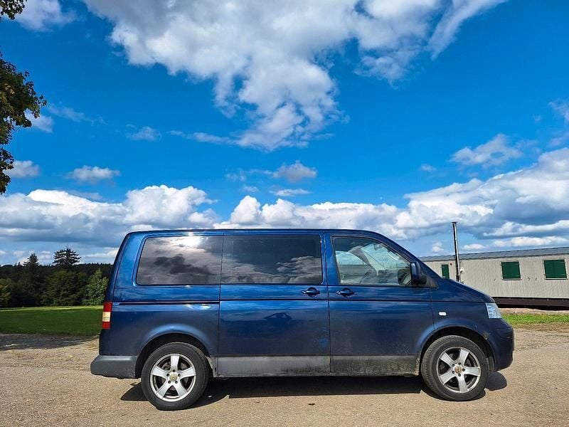 Gebraucht VW T5 130 PS (95 kW) 2007 Blau Van