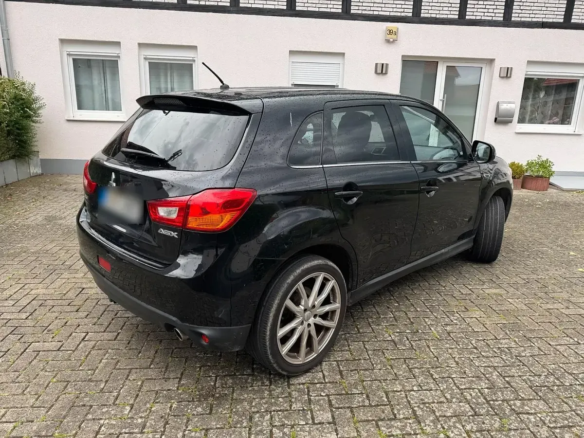 Gebraucht Mitsubishi ASX 150 PS (110 kW) 2014 Schwarz SUV