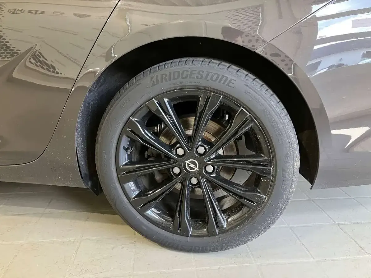 Gebraucht Opel Insignia 174 PS (127 kW) 2020 Stone brown met Kombi