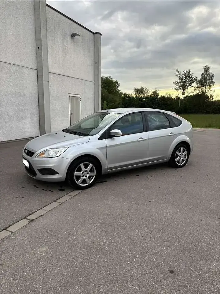 Używany Ford Focus Style 90 KM (66 kW) 2008 Hatchback