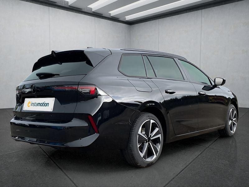 Neu Opel Astra 131 PS (96 kW) 2025 Schwarz Kombi