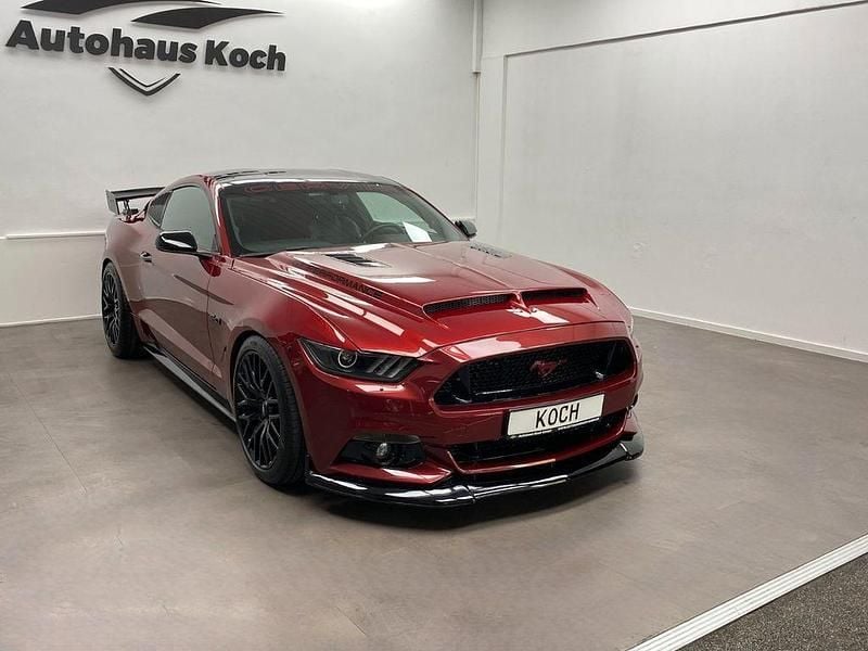Rot Gebraucht 2015 Ford Mustang Coupé | 37.900 € (Fairer Preis) - Bild 1/4
