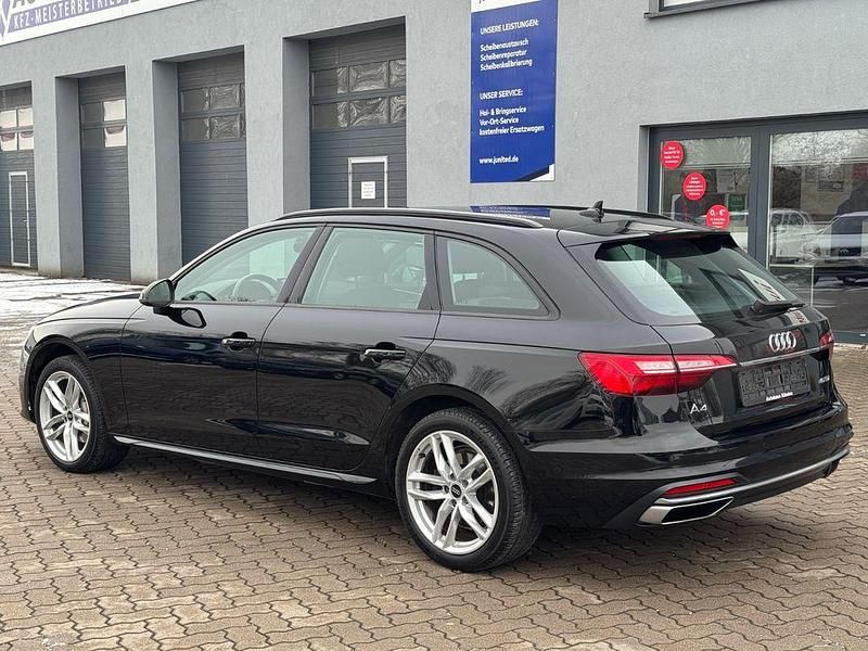 Gebraucht Audi A4 Advanced Plus 204 PS (150 kW) 2022 Schwarz Kombi