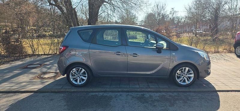 Gebraucht Opel Meriva drive 120 PS (88 kW) 2016 Grau Van / Kleinbus
