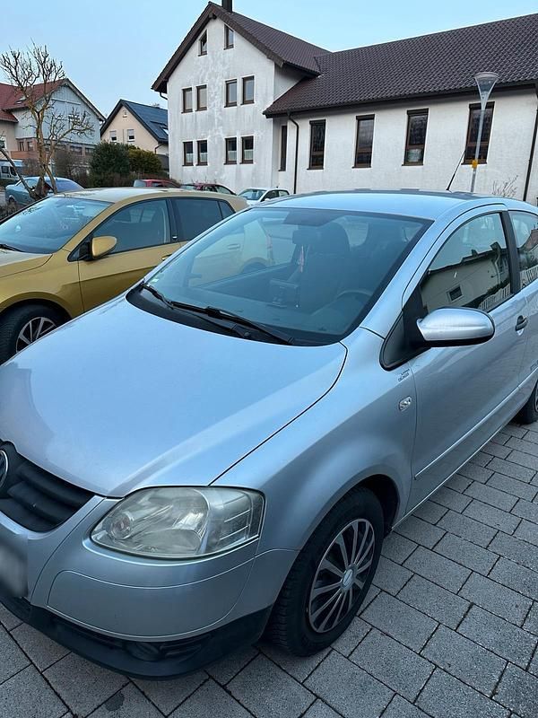 Gebraucht VW Fox 55 PS (40 kW) 2010 Silber Kleinwagen