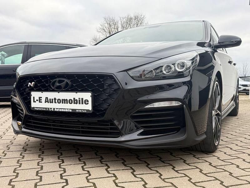 Schwarz Gebraucht 2019 Hyundai i30 N Performance Limousine | 23.970 € (Fairer Preis) - Bild 1/4