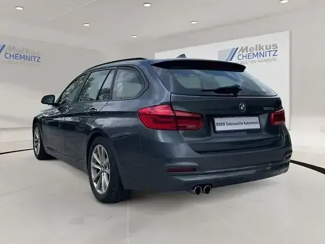 Gebraucht BMW 320 Sport Line 190 PS (139 kW) 2019 Grau Limousine