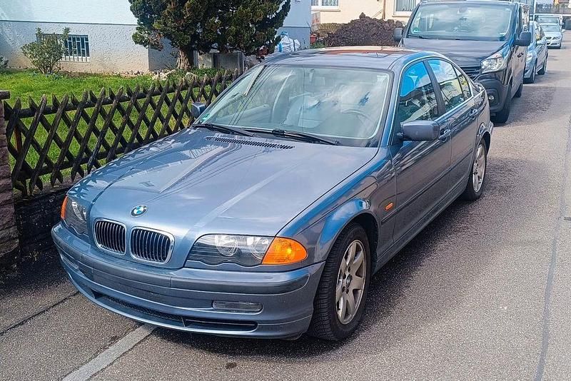 Gebraucht BMW 328 193 PS (141 kW) 1998 Blau Limousine