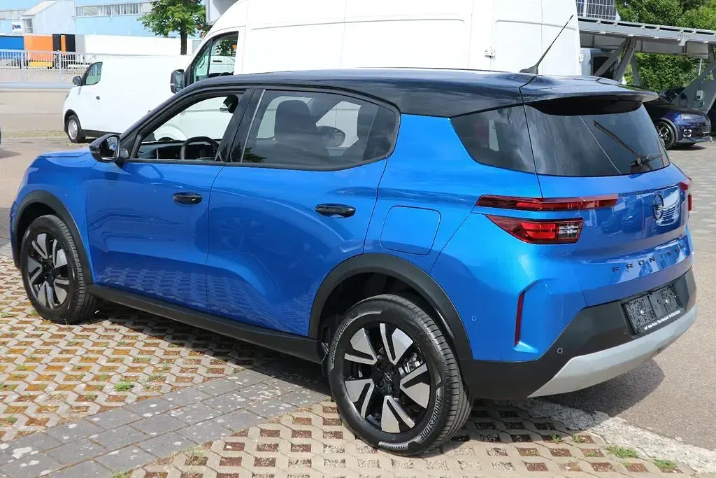 Gebraucht Opel Frontera 83 kW (113 PS) 2025 Blau SUV