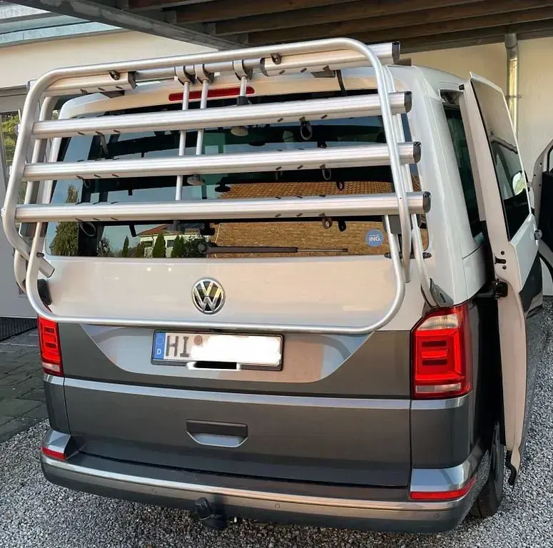 Gebraucht VW Multivan 150 PS (110 kW) 2016 Grau Van / Kleinbus