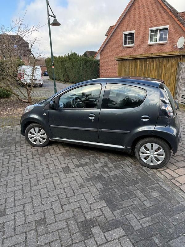 Gebraucht Citroën C1 Style 68 PS (50 kW) 2009 Grau Kleinwagen