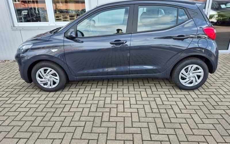 Neu Hyundai i10 Select 63 PS (46 kW) 2025 Grau Kleinwagen