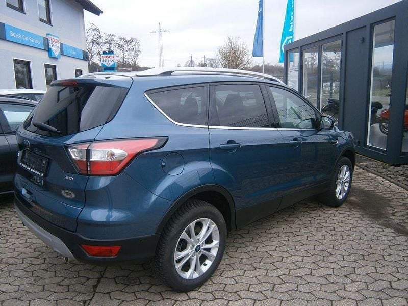 Gebraucht Ford Kuga Titanium 175 PS (128 kW) 2020 Blau SUV