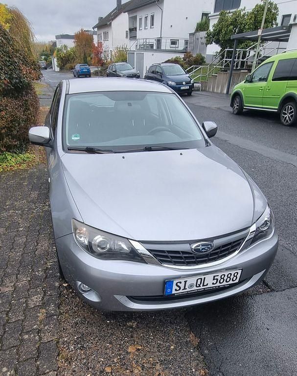 Silber Gebraucht 2008 Subaru Impreza Kleinwagen | 5.500 € (Etwas zu teuer) - Bild 1/4