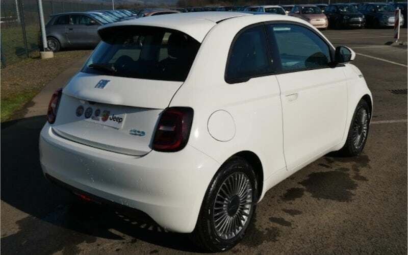 Gebraucht Fiat 500e Icon 86 kW (118 PS) 2022 Min (grau) Limousine