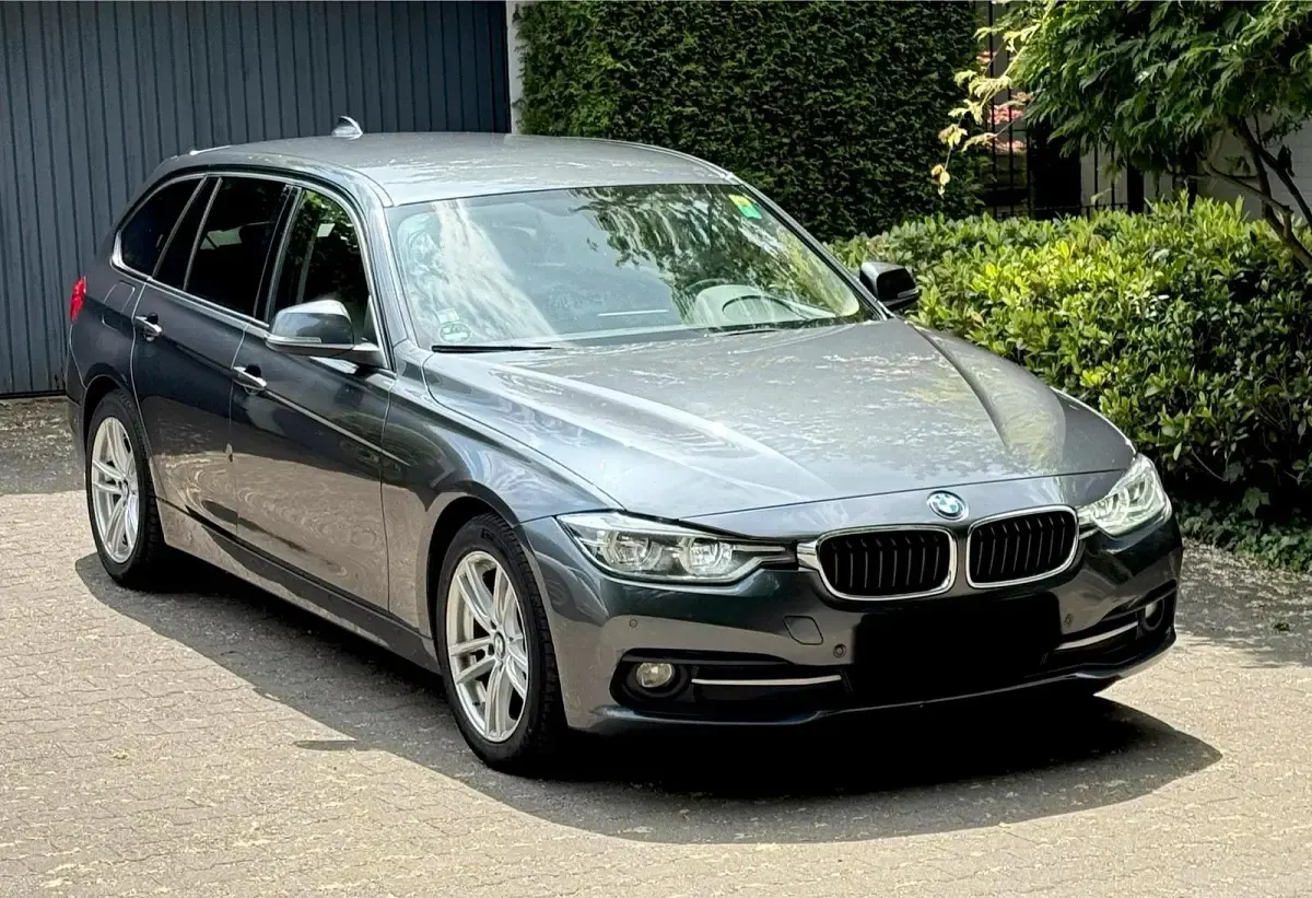 Gebraucht BMW 320 Advantage 190 PS (139 kW) 2015 Schwarz Kombi