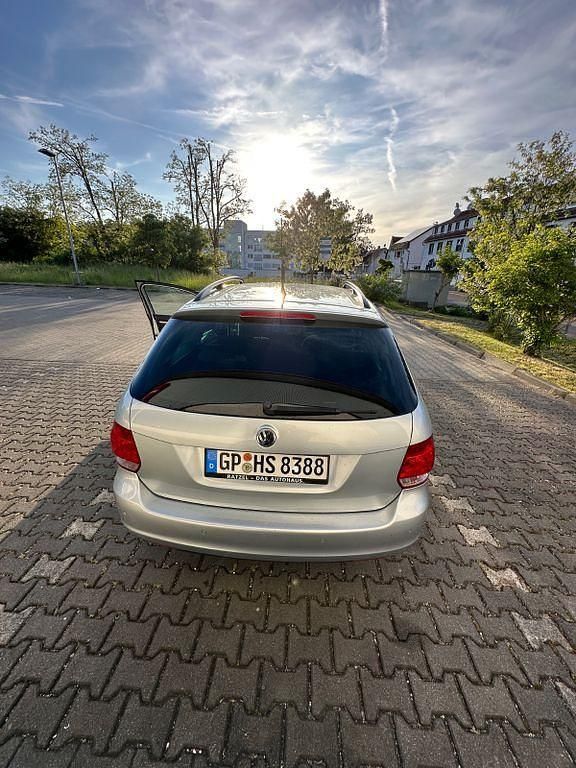 Grau Gebraucht 2008 VW Golf VI Comfortline Kombi | 3.400 € (Fairer Preis) - Bild 1/4