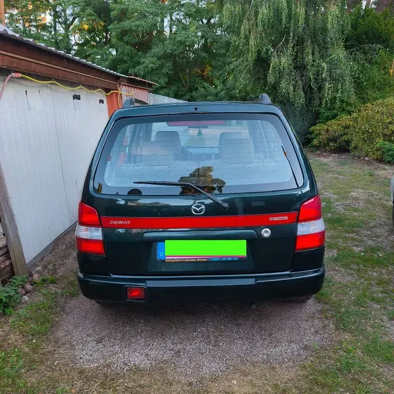 Gebraucht Mazda Demio Exclusive 72 PS (52 kW) 1999 Grün Kleinwagen