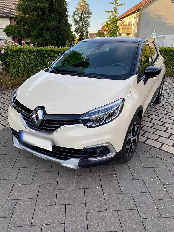 Beige Gebraucht 2019 Renault Captur SUV | 12.800 € - Bild 1/4