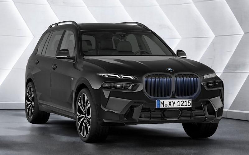 Neu BMW X7 352 PS (258 kW) 2025 Schwarz SUV