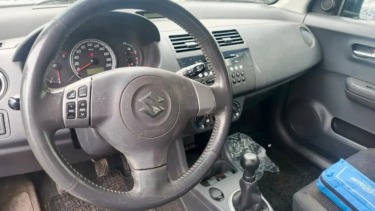 Gebraucht Suzuki Swift Comfort 92 PS (67 kW) 2006 Silber Kleinwagen