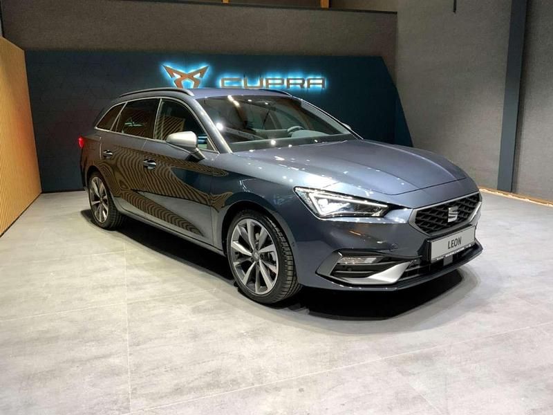 Neu Seat Leon FR 150 PS (110 kW) 2026 Grau Kombi