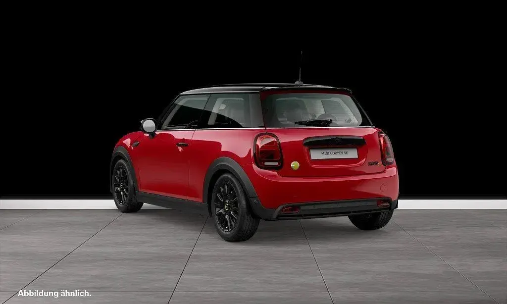 Usata Mini Cooper SE Hatch 135 kW (184 CV) 2023 Rosso Utilitaria