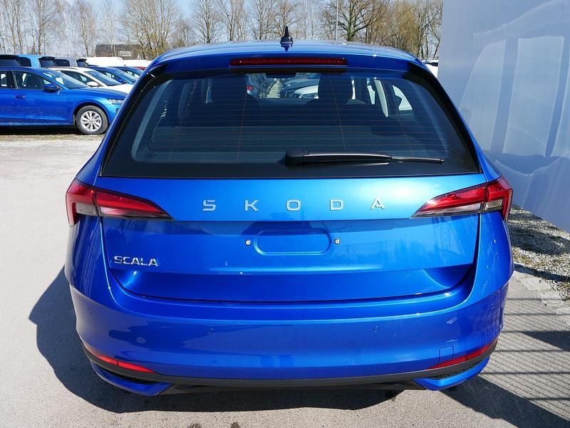 Nowe Skoda Scala Selection 150 KM (110 kW) 2026 Niebieski Hatchback