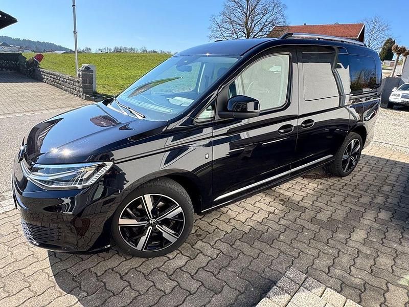 Gebraucht VW Caddy Maxi Style 122 PS (89 kW) 2022 Schwarz Van / Kleinbus