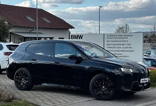 Neu BMW iX Comfort Edition 400 kW (544 PS) 2026 Saphirschwarz SUV