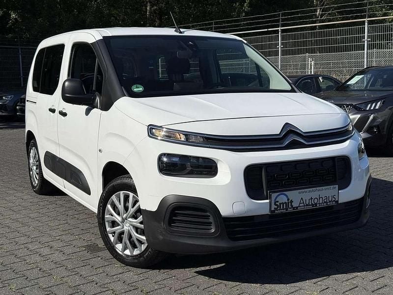 Lack weiss banquise/typ... Gebraucht 2018 Citroën Berlingo Live Van / Kleinbus | 12.200 € (Fairer Preis) - Bild 1/4
